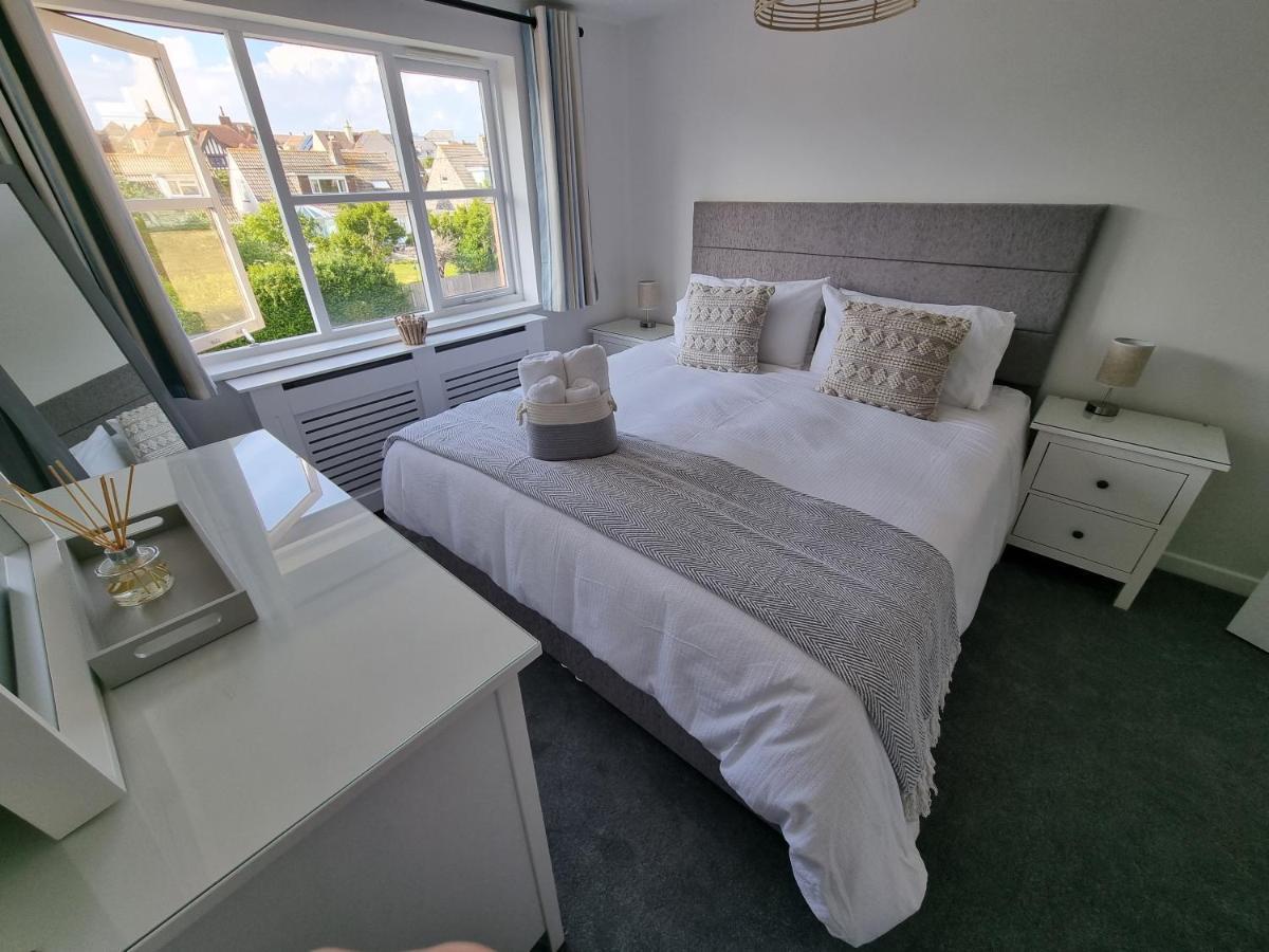 Apartamento Hightide - 2 Bed With Parking, Balcony & Sea View. Swanage Exterior foto
