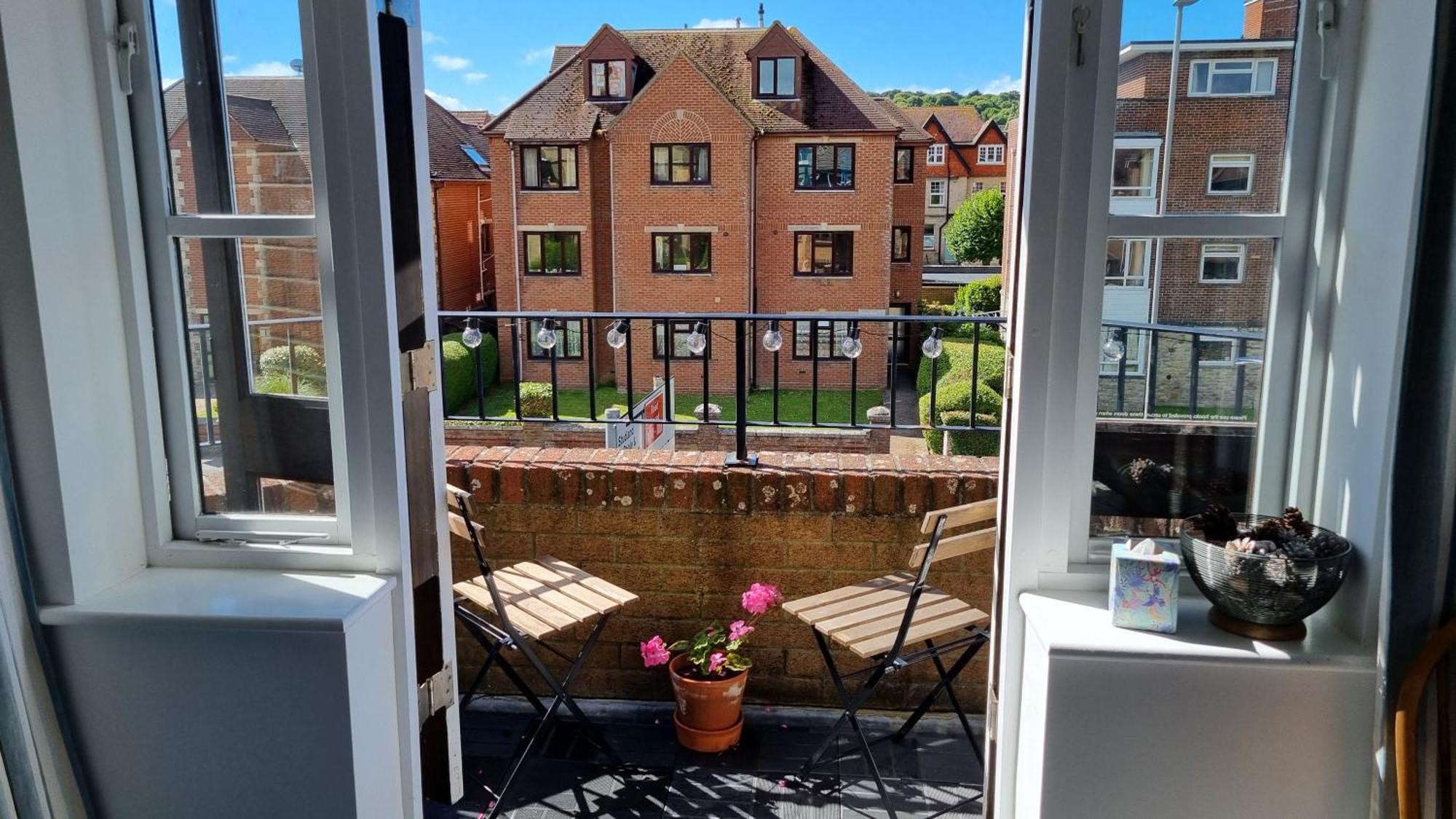 Apartamento Hightide - 2 Bed With Parking, Balcony & Sea View. Swanage Habitación foto