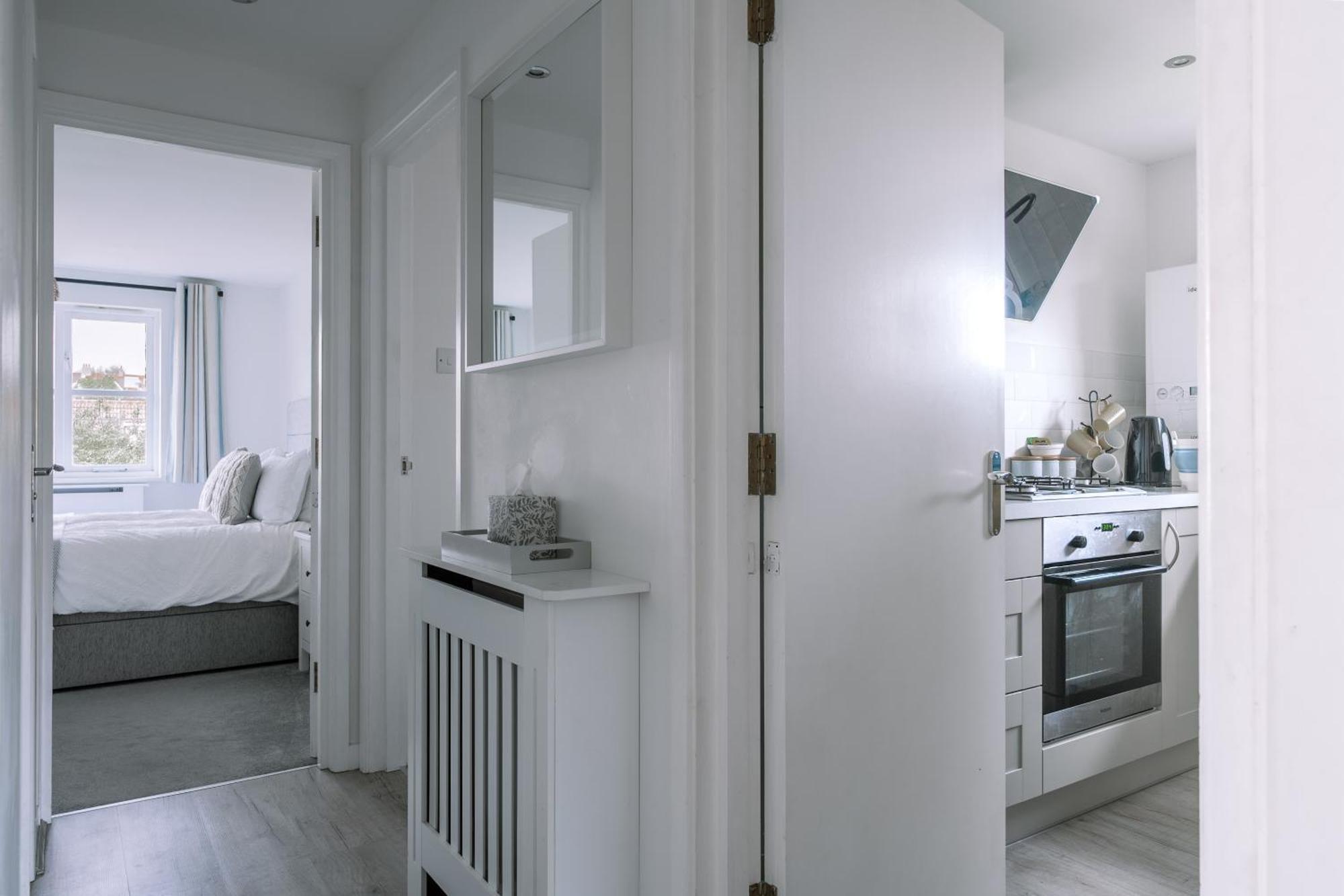 Apartamento Hightide - 2 Bed With Parking, Balcony & Sea View. Swanage Exterior foto